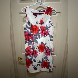Mario Serrani floral dress- size; 4 - great condition